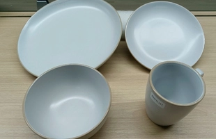 3304229 Ceramic Dinnerware Set of 4