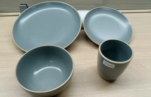3304243 Ceramic Dinnerware Set of 4