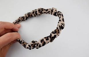 3204143 Leopard Print Headband