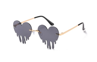 3204200 Heart Tear Sunglasses