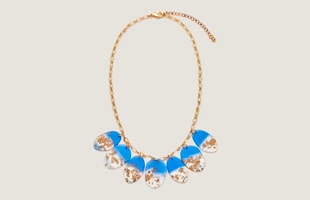 3104227 Golden Foil Resin Statement Necklace