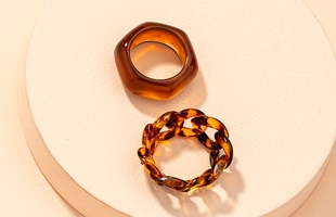 3104252 Tortoise Resin Ring Set