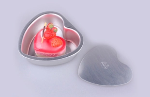 3304214 Heart Cake Mould