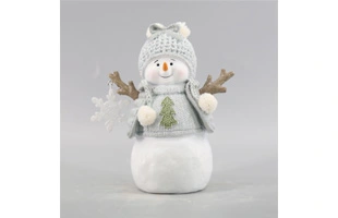 3210278 resin woodcut effect Snowman statue