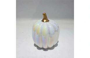 3210356 porcelain Harvest pumpkin